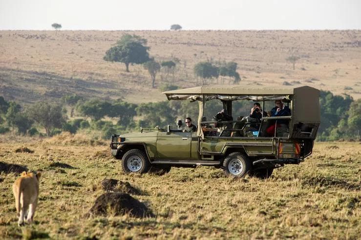 Luxury Kenya Safari: Amboseli to Mara